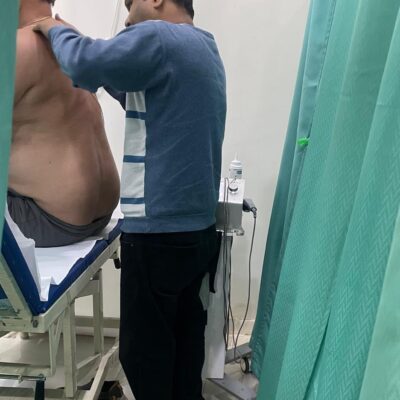 Manually releasing for stiffness